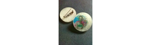 Broches en résine